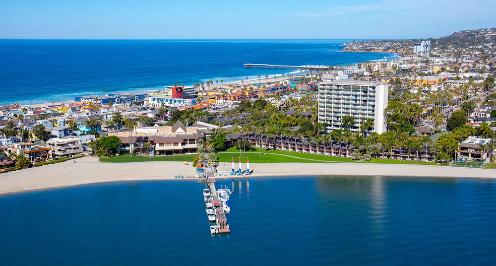 Aerial view of the Catamaran Resort Hotel and Spa between Mission Bay and Pacific Beach
